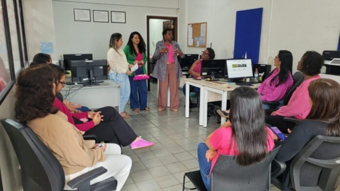 Ouvidoria promove ação de conscientização e cuidados com a saúde das servidoras - Prefeitura de Cachoeiro de Itapemirim