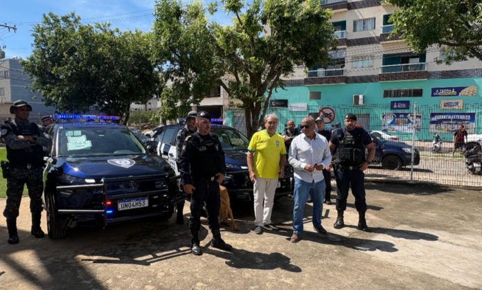 Prefeito entrega novas viaturas para a Guarda Municipal de Marataízes 