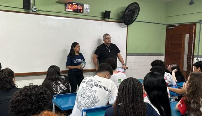 Semdec leva educação empreendedora a alunos do ensino médio de Cachoeiro - Prefeitura de Cachoeiro de Itapemirim