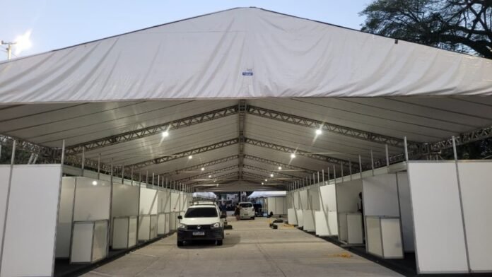 Cachoeiro entra no clima da Oktober Fest com montagem da estrutura para o festival - Prefeitura de Cachoeiro de Itapemirim